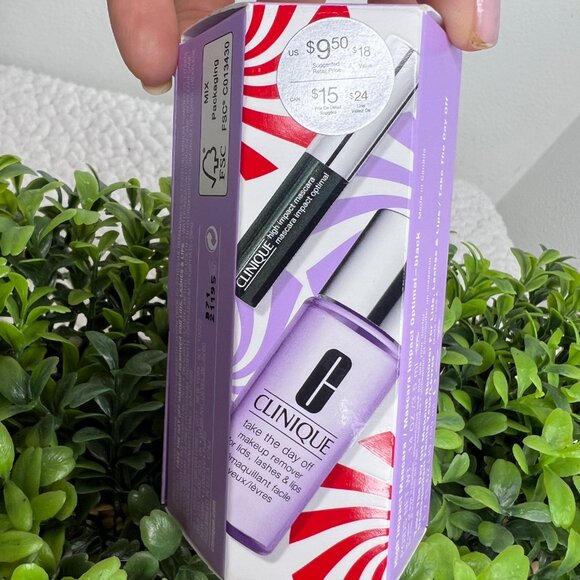 CLINIQUE - 4-Pc. Fan Favorites Mini Set (45$ Value) - Picture 3 of 5